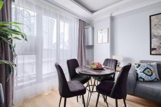 New Sisli Apartment - 1Gbps WiFi - AC - Elevator - Istanbul - 2