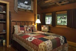 Secluded Riverfront Cabin in the Heart of Nantahala National Forest, North Carolina - 3