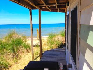Cozy Cottage Overlooking the Impressive Lake Michigan, Indiana - - 8