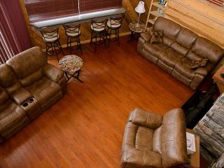 Delightful Vacation Cabins in Mount Juliet near Nashville, Tennessee - La Vergne - 4