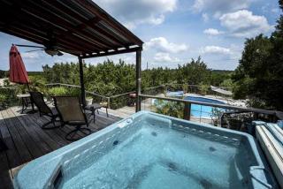 Romantic Getaway Rental with a Private Pool and an Outdoor Hot Tub near Wimberley, Texas - Wimberley - 2
