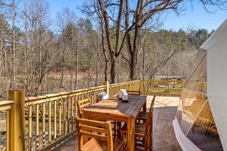 Fantastic Dome Rental for an Amazing Tennessee Glamping Experience - Cosby - 3