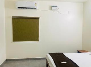 Yogi Ram Guest House - 8