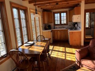 Romantic Cabin Rental with Great Views in Southern Vermont - Newfane - 4