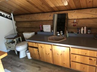 Charming Kenai River Cabin for a Family Getaway in Cooper Landing, Alaska - 4