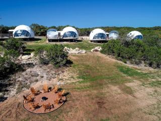 Luxury Dome near Austin for Fun Things to Do in Texas - Lago Vista - 8