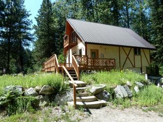 Cabin Rental with Riverfront Hot Tub near Leavenworth, Washington - Leavenworth - 0