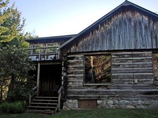 Rustic Log Cabin with Spectacular Mountain Vistas in Piedmont Region, Virginia - Independence - 6