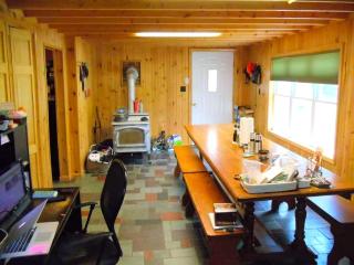 Peaceful Cabin Rental for Groups on a Farm near Susquehannock State Forest, Pennsylvania - - 4