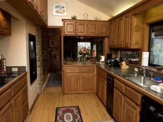 Fantastic Cabin Rental Perfect for a Family Vacation to Northwest Arkansas - Ponca - 2