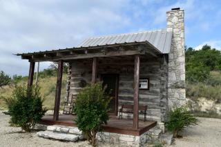 Traditional Log Cabin Rental for a Rustic Getaway near Fredericksburg, Texas - Harper - 0