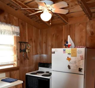 Traditional Log Cabin Rental for a Rustic Getaway near Fredericksburg, Texas - Harper - 3
