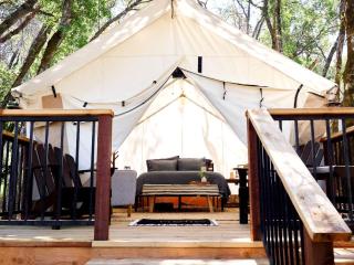 Secluded Safari Tent Situated in Rural Western El Dorado County Overlooking Majestic Folsom Lake, Northern California - Pilot Hill - 7
