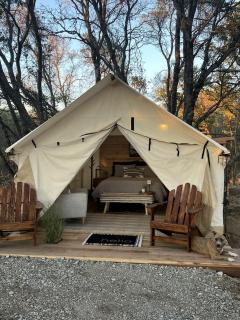 Secluded Safari Tent Situated in Rural Western El Dorado County Overlooking Majestic Folsom Lake, Northern California - Pilot Hill - 4