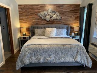Charming Pet-Friendly Vacation Rental with a Private Pool in Hays County, Texas - Wimberley - 1