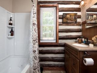 Log Cabin Hideaway in the Woods near Knoxville, Tennessee - Knoxville - 4