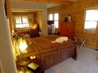 Cozy Log Cabin Rental with a Hot Tub near Nevada City, California - Nevada City - 1