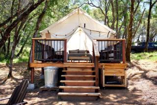 Safari Tents for Romantic Escapes in California's El Dorado County - Pilot Hill - 7