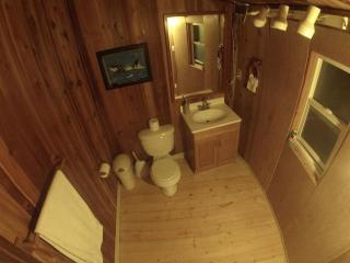Secluded Lakefront Yurt with Private Beach near Portland, Oregon - 6