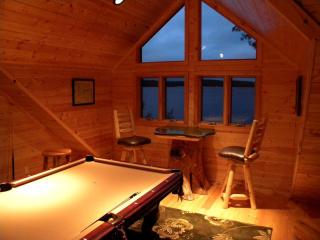 Island Cabin Rental with Fireplace and Pool Table near Voyageurs National Park, Minnesota - Crane Lake - 2
