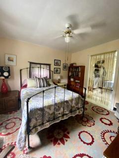 Riverside Cabin Rental near St. Louis, Missouri - - 1
