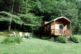 Deluxe Vacation Cabin Rentals in the Adirondacks near Saratoga Springs, New York - Corinth - 0