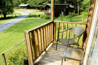Deluxe Vacation Cabin Rentals in the Adirondacks near Saratoga Springs, New York - Corinth - 7