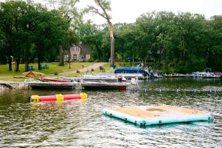 Cute Lakeside Cabins for Glamping Stays in Fergus Falls, Minnesota - Fergus Falls - 5
