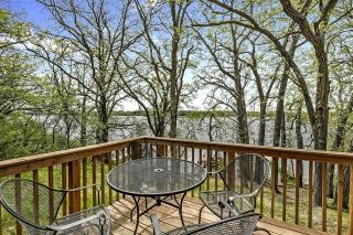 Cute Lakeside Cabins for Glamping Stays in Fergus Falls, Minnesota - Fergus Falls - 4