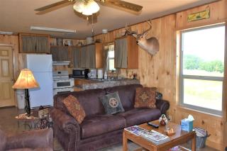 Cozy Cabin Rental for a Weekend Getaway near Historic Fredericksburg in Texas - Mason - 5