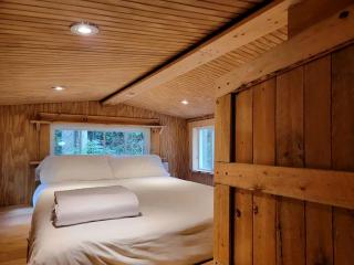 Luxury Tiny Home with Hot Tub in Suches - Perfect for Intimate Getaways in Georgia - Suches - 3
