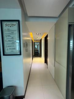 4 Bedroom Luxury Condo in Ortigas - 3