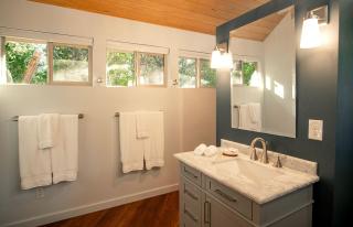 Gorgeous Glamping Yurt for a Unique Romantic Getaway near Austin - Bastrop - 4