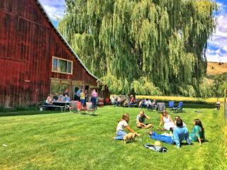 Unique Barn Cabin Rental for 15 People near Hood River, Oregon - 0