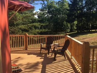 Sunny Yurt Rental with a Beautiful Interior on the New River in Virginia - Rich Creek - 6