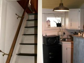 Pet-Friendly Rental with Wi-Fi near Brenham, Texas - McDade - 3