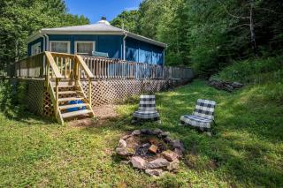 Enchanting Yurt Rental with a Cozy Fireplace for a Catskills Weekend Getaway - 9