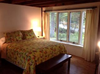 Secluded Cabin with Gorgeous Views near Stockbridge in the Berkshires of Massachusetts - Stockbridge - 3