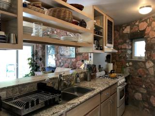 Peaceful Vacation Suite Rental Overlooking Mescal Canyon in Clarkdale, Arizona - Clarkdale - 1