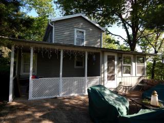 Historic Riverside Cottage Rental with Gourmet Breakfast near Harrisonburg, Virginia - New Market - 8