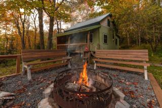 Two-Story Cabin Camping on Ranch in the Adirondacks of Upstate New York - Glenfield - 9