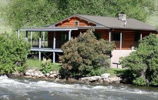 Spacious and Open Cabin Rental on Stillwater River near Billings, Montana - Nye - 9