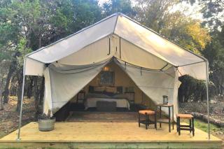 Gorgeous Safari Tent in Lakeside Village Ideal for Glamping near Dallas - Lakewood Harbor - 7