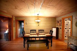 Lakefront Cabin Getaway near Adirondack Mountains in Salisbury, New York - Stratford - 3