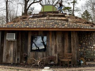 Exciting Hobbit House Rental Ideal for a Fun Vacation in Arkansas - Fayetteville - 0