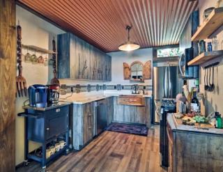 Exciting Hobbit House Rental Ideal for a Fun Vacation in Arkansas - Fayetteville - 4