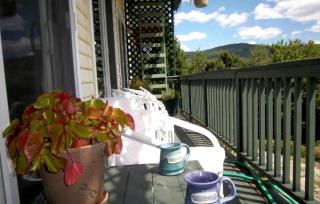 Peaceful Luxury Suite in a Bed and Breakfast with Balcony and Gorgeous Mountain Views by New Hampshire's Newfound Lake - Hebron - 1
