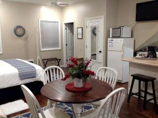 Idyllic Cottage with a BBQ Grill Ideal for a Weekend Getaway from Kansas City - Marshall - 6