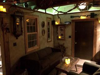 Tree House Cabin for Six with Panoramic Forest Views in Nauvoo, Illinois - Nauvoo - 2