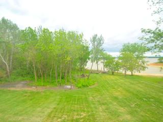 Comfortable and Modern Cabin Rental on Lake Red Rock near Pella, Iowa - Pella - 8